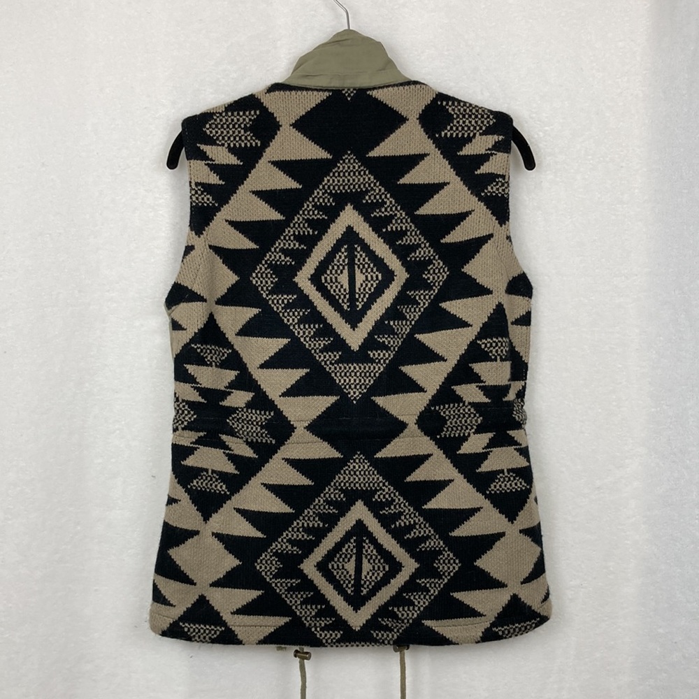 Fashionomics Women’s Olive Aztec Print Utility Vest sz Small